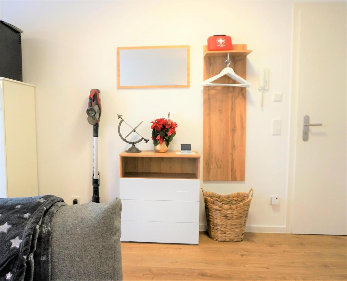 Mein Apartment, Stars Mit Balkon Und Klima Fuer Bis Zu 4 Personen Frankenthal  Zewnętrze zdjęcie