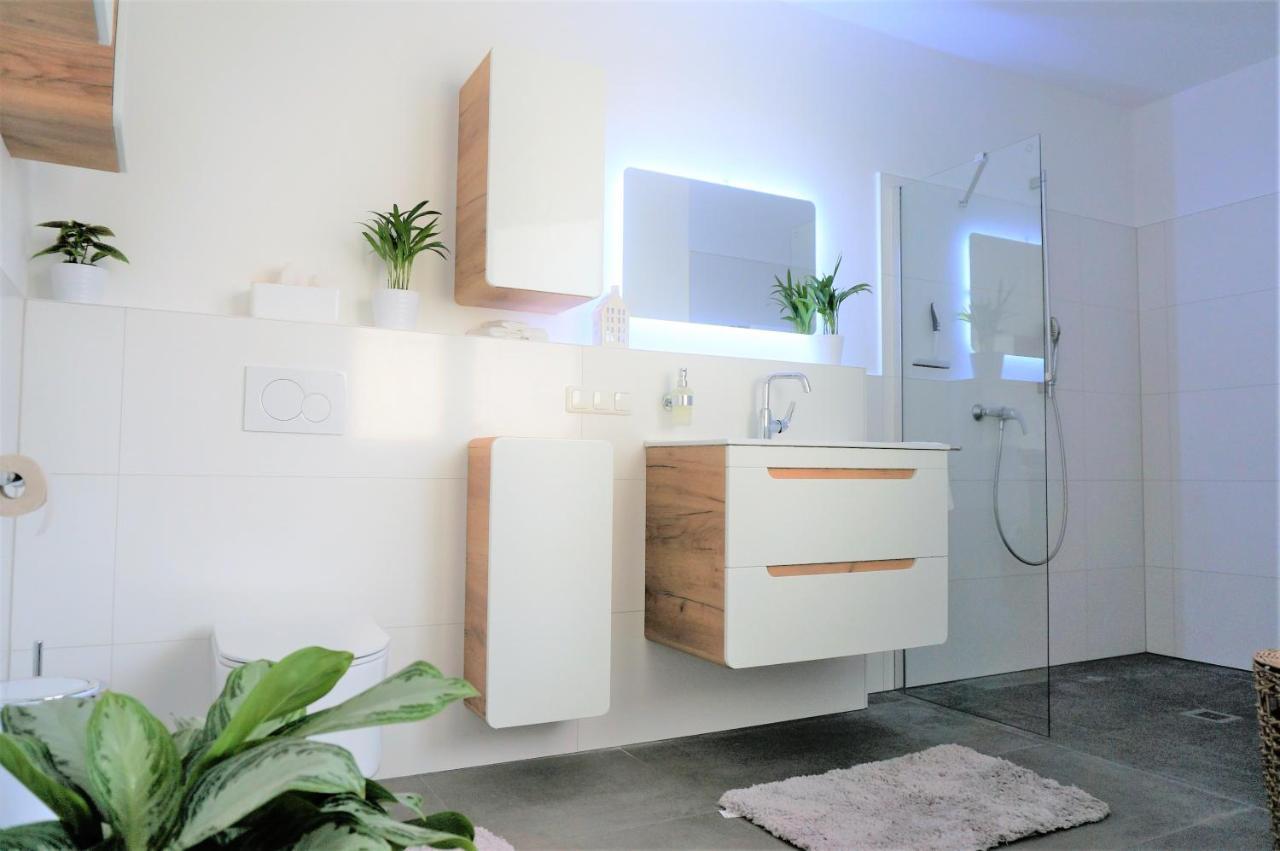 Mein Apartment, Stars Mit Balkon Und Klima Fuer Bis Zu 4 Personen Frankenthal  Zewnętrze zdjęcie